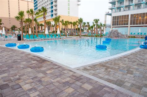 Welcome to Fairfield Inn & Suites Pensacola Beach